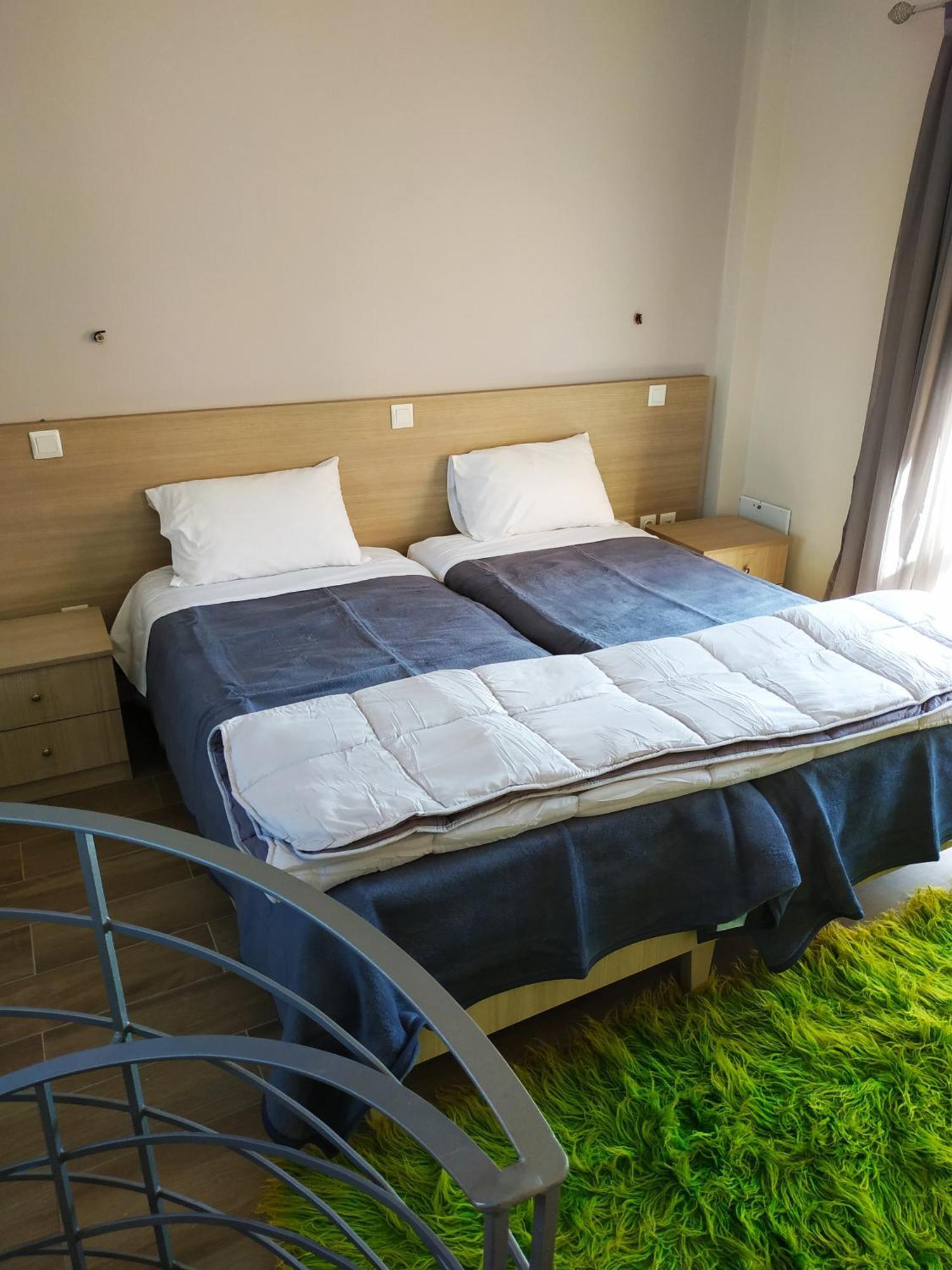 Lighthouse Apartments คิเลียดู ภายนอก รูปภาพ